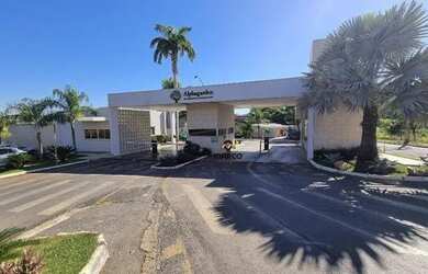 Imagem: A casa em condomínio possui 5 Dormitórios, 2 Banheiros, 4