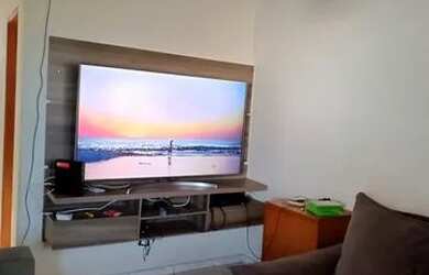 Imagem: A casa possui 4 Dormitórios, 2 Banheiros, 1 Vaga na garagem