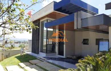 Imagem: A casa em condomínio possui 3 Dormitórios, 3 Banheiros, 150m²