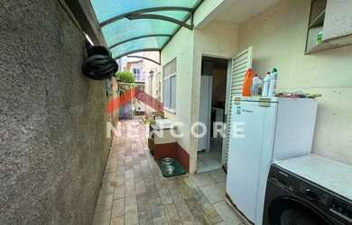 Imagem: A casa em condomínio possui 3 Dormitórios, 2 Banheiros, 2