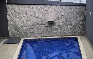 Imagem: A casa em condomínio possui 3 Dormitórios, 5 Banheiros, 4