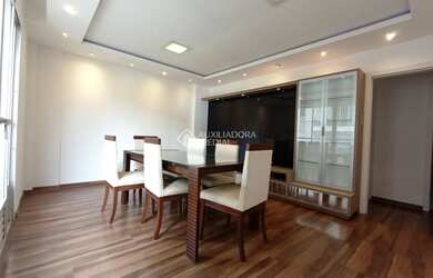 Imagem: O apartamento possui 3 Dormitórios, 2 Banheiros, 92m² de Área