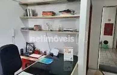 Imagem 9: Sala Comercial de 42m²; com Ponto Estratégico no Coração do Itaigara!