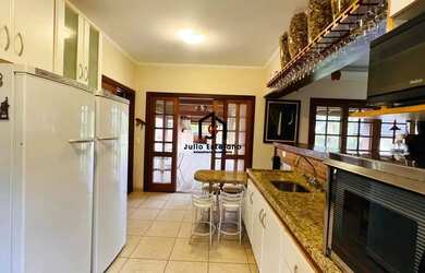 Imagem 13: Casa com 3 dormitórios sendo 1 suíte no Condomínio Chácaras Cataguá...