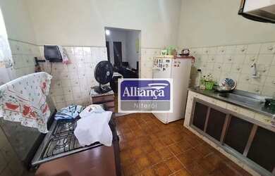 Imagem 13: Casa com 2 dormitórios, 2 banheiros, quintal e lavanderia à venda por...