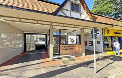 Imagem: O apartamento possui 3 Dormitórios, 1 Banheiro, 1 Vaga na garagem