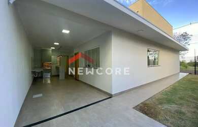 Imagem 2: Casa em Rua Sebastião Domingos Sabaini - Jardim Itália - Maringá/PR