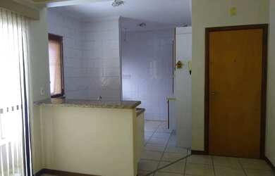 Imagem: O apartamento possui 1 Dormitório, 1 Banheiro, 1 Vaga na garagem