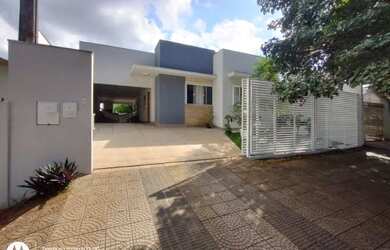 Imagem 2: Vende-se Casa com 245,86 M² de área construida. Terreno total de 364,50...