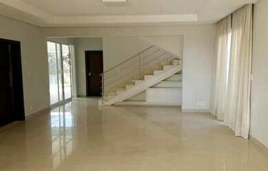 Imagem 3: Casa alto padrão para locação no condomínio Gaivota II