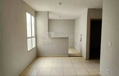 Imagem: O apartamento para alugar possui 2 Dormitórios, 1 Banheiro