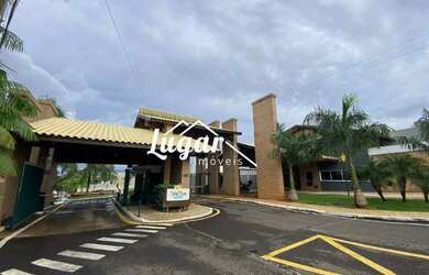 Imagem: A casa possui 3 Dormitórios, 5 Banheiros, 2 Vagas na garagem