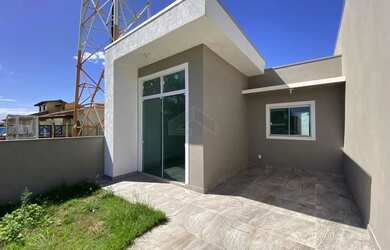 Imagem: A casa possui 2 Dormitórios, 1 Banheiro, 1 Vaga na garagem