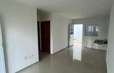 Imagem: A casa em condomínio possui 2 Dormitórios, 2 Banheiros, 150m²