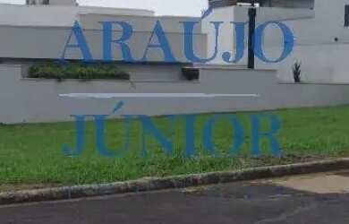 Imagem: O terreno possui 512m² de Área e está localizado em Parque