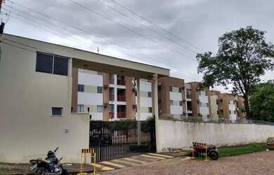 Imagem: O apartamento possui 3 Dormitórios, 1 Banheiro, 1 Vaga na garagem