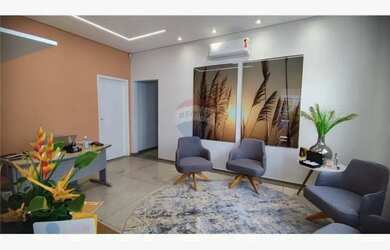 Imagem: O depósito possui 106m² de Área e está localizado em Zona