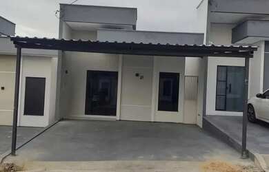 Imagem: A casa em condomínio para alugar possui 2 Dormitórios, 2 Banheiros