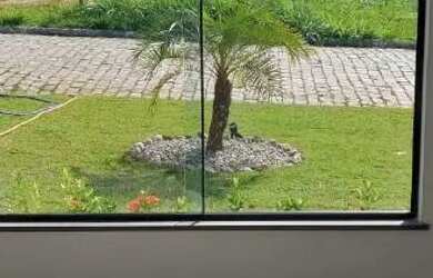 Imagem 10: Casa em Condomínio. Piscina, Churrasqueira, VarandaeImóvel novo