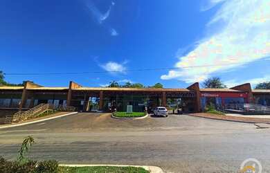 Imagem: O terreno possui 1.320m² de Área e está localizado em Senador