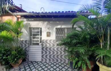 Imagem: A casa possui 2 Dormitórios e 1 Banheiro e está localizado