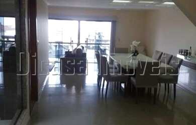 Imagem 16: casa cinematográfica. Piscina, Churrasqueira, VarandaeÁrea de serviço