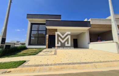 Imagem: A casa em condomínio possui 3 Dormitórios, 4 Banheiros, 4