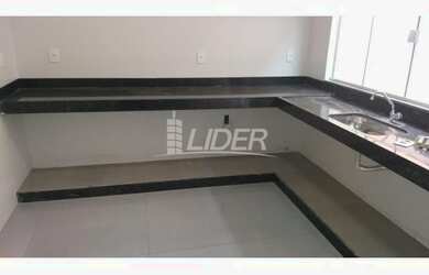 Imagem 12: Venda Casa NOVO MUNDO. Varanda, Imóvel novo, Área de serviçoe190m²...