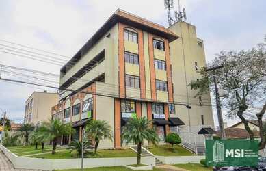 Imagem: O depósito possui 1 Vaga na garagem, 33m² de Área e está