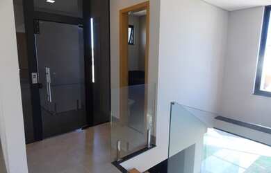 Imagem 11: CASA EM CONDOMINIO GAIVOTA II COM ELEVADOR
