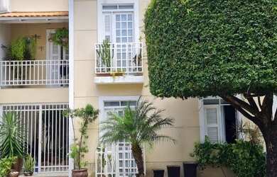 Imagem: A casa em condomínio possui 3 Dormitórios, 4 Banheiros, 2