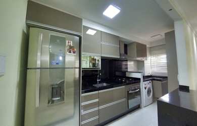 Imagem: O apartamento possui 2 Dormitórios, 2 Banheiros, 1 Vaga na