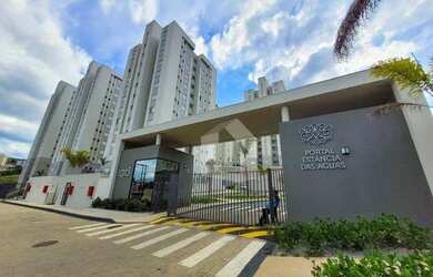 Imagem: O apartamento possui 2 Dormitórios, 2 Banheiros, 1 Vaga na