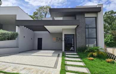 Imagem: A casa em condomínio possui 3 Dormitórios, 4 Banheiros, 4