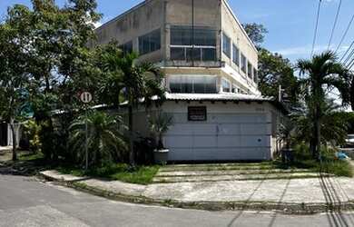 Imagem: O depósito possui 720m² de Área e está localizado em Campo