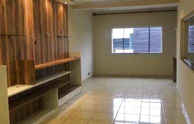 Imagem: A casa possui 3 Dormitórios, 4 Banheiros, 2 Vagas na garagem