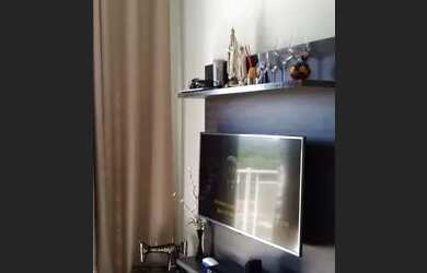 Imagem: O apartamento possui 1 Dormitório, 1 Banheiro, 1 Vaga na garagem