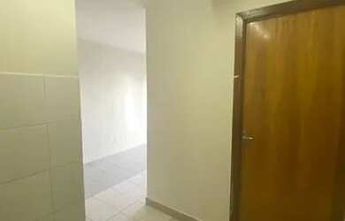 Imagem: O apartamento possui 1 Dormitório, 1 Banheiro, 30m² de Área