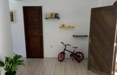 Imagem: A casa possui 2 Dormitórios, 1 Banheiro, 80m² de Área e