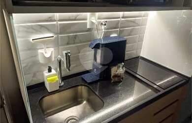 Imagem 4: STUDIO MOBILIADO AO LADO DO METRÔ MOEMA - PRONTO PARA MORAR