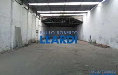 Imagem: O depósito possui 450m² de Área e está localizado em Casa