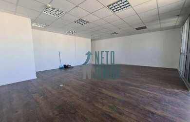 Imagem: O depósito possui 1 Vaga na garagem, 65m² de Área e está