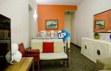 Imagem: O apartamento possui 3 Dormitórios, 2 Banheiros, 1 Vaga na