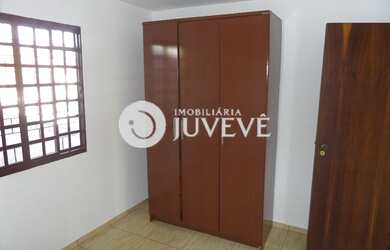 Imagem 13: IMOBILIÁRIA JUVEVÊ VENDE SOBRADO SANTA QUITERIA PRX RUA JOÃO ALENCAR...