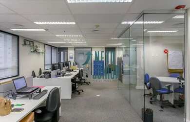 Imagem 1: Conjunto, 198 m² - venda por R$ 2.951.000,00 ou aluguel por R$ 13.100,00/mês...