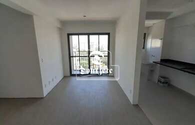 Imagem: O apartamento possui 2 Dormitórios, 2 Banheiros, 2 Vagas na