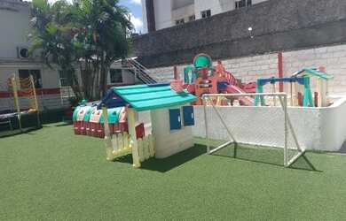 Imagem: O depósito possui 5 Vagas na garagem, 707m² de Área e está