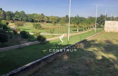 Imagem: O terreno possui 588m² de Área e está localizado em Vila