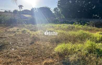 Imagem 10: Área disponível para venda no bairro Chácaras Tubalina E Quartel em...