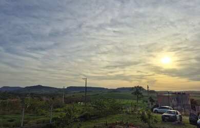 Imagem: A chácara possui 1.000m² de Área e está localizado em Glebas